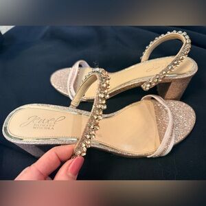 Jewel Badgley Mischka pink and rose gold heels